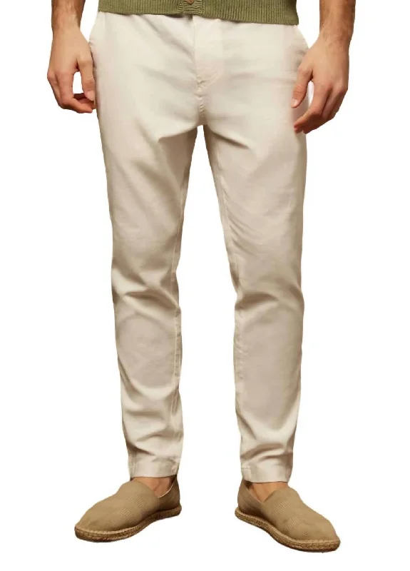 Flash sale on trendy clothing – Limited time offers available online. Stretch Linen Traveler Pant In White Flash sale on trendy clothing – Limited time offers available online. Stretch Linen Traveler Pant In White