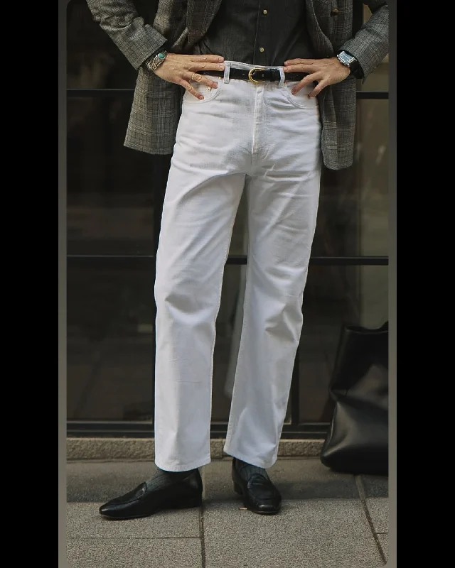 Upgrade your wardrobe with stylish clothing at discounted prices. White Heavy Twill Jeans Upgrade your wardrobe with stylish clothing at discounted prices. White Heavy Twill Jeans
