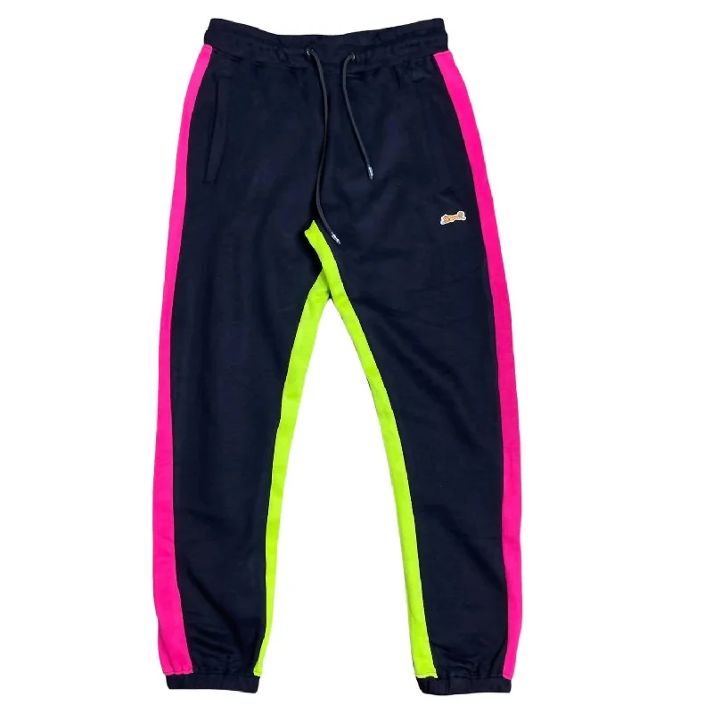 Don’t miss these deals – men’s fashion essentials for less. Men's Retro Logo Jogger In Black Don’t miss these deals – men’s fashion essentials for less. Men's Retro Logo Jogger In Black