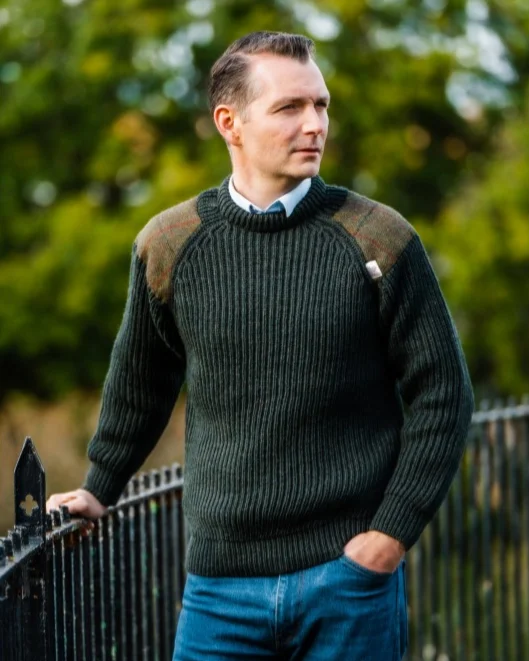Take advantage of our men’s fashion sale – it’s your time to save! Raglan Sleeve Crew Neck Wool Jumper with Harris Tweed® Take advantage of our men’s fashion sale – it’s your time to save! Raglan Sleeve Crew Neck Wool Jumper with Harris Tweed®
