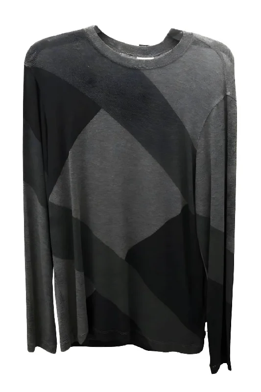 Affordable clothing for men and women – Shop today for big savings. Geometric Sweater In Grey/black Affordable clothing for men and women – Shop today for big savings. Geometric Sweater In Grey/black