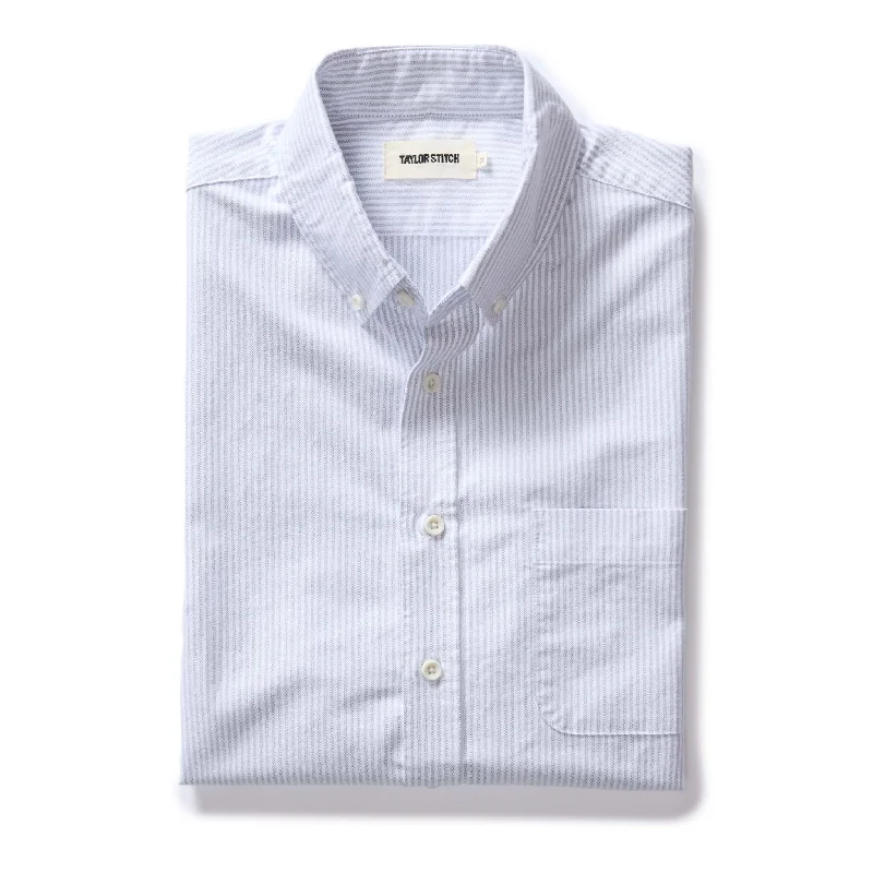 Shop the latest styles in men’s fashion – don’t miss out on these deals!  The Jack in Greystone University Stripe Oxford