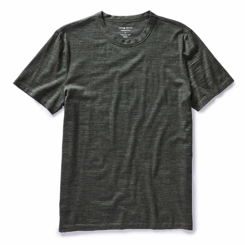 Flash deals on men’s  clothing – Grab yours today!  The Merino Tee in Heather Army