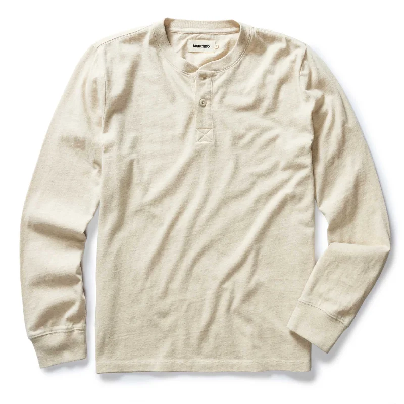 End-of-season clothing sale – Shop now for big savings! The Organic Cotton Henley in Heather Oat End-of-season clothing sale – Shop now for big savings! The Organic Cotton Henley in Heather Oat