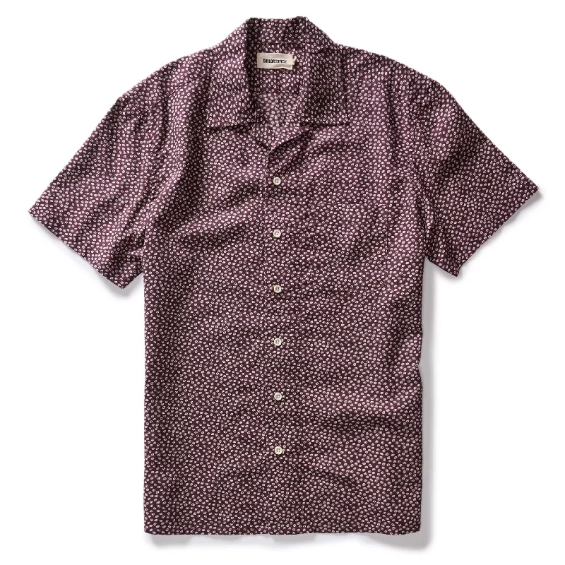Update your look for less with men’s clothing on sale. The Short Sleeve Hawthorne in Port Shell Update your look for less with men’s clothing on sale. The Short Sleeve Hawthorne in Port Shell