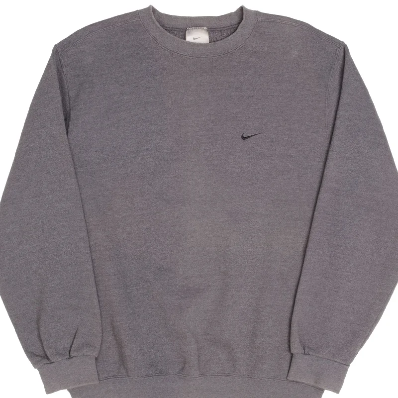 Exclusive discounts on all types of clothing – Shop now! VINTAGE NIKE CLASSIC SWOOSH DARK GRAY SWEATSHIRT 2000S SIZE MEDIUM MADE IN USA Exclusive discounts on all types of clothing – Shop now! VINTAGE NIKE CLASSIC SWOOSH DARK GRAY SWEATSHIRT 2000S SIZE MEDIUM MADE IN USA