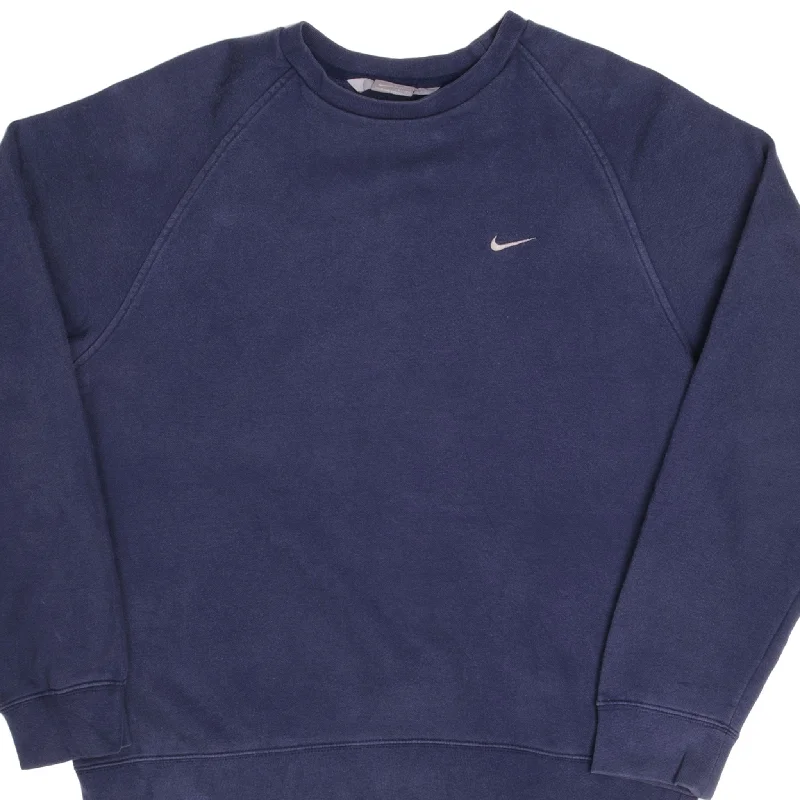 Huge savings on all categories of clothing – Shop our seasonal sale. VINTAGE NIKE CLASSIC SWOOSH SWEATSHIRT 2000s SIZE MEDIUM Huge savings on all categories of clothing – Shop our seasonal sale. VINTAGE NIKE CLASSIC SWOOSH SWEATSHIRT 2000s SIZE MEDIUM