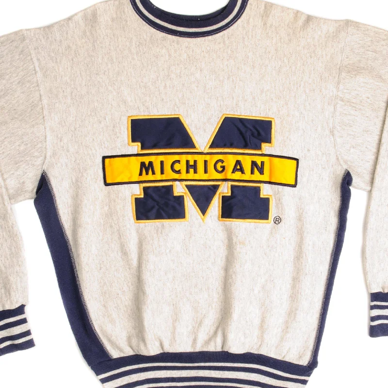 Shop affordable clothing – Limited-time only! VINTAGE UNIVERSITY OF MICHIGAN SWEATSHIRT SIZE XL 1990s Shop affordable clothing – Limited-time only! VINTAGE UNIVERSITY OF MICHIGAN SWEATSHIRT SIZE XL 1990s