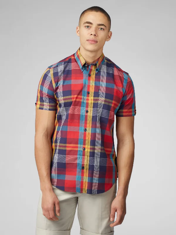Best deals fashion – Don’t miss the latest clothing discounts. Signature Large Madras Check Shirt - Scarlett Best deals fashion – Don’t miss the latest clothing discounts. Signature Large Madras Check Shirt - Scarlett