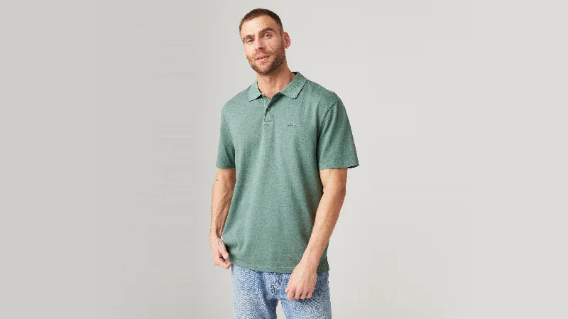 Flash sale alert! Shop fashion-forward clothing at discounted prices. Levi’s® Men’s Authentic Polo Flash sale alert! Shop fashion-forward clothing at discounted prices. Levi’s® Men’s Authentic Polo