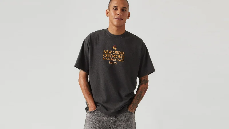 Exclusive discounts on men's fashion – shop today! Levi's® Men's New Order Band Tee Exclusive discounts on men's fashion – shop today! Levi's® Men's New Order Band Tee