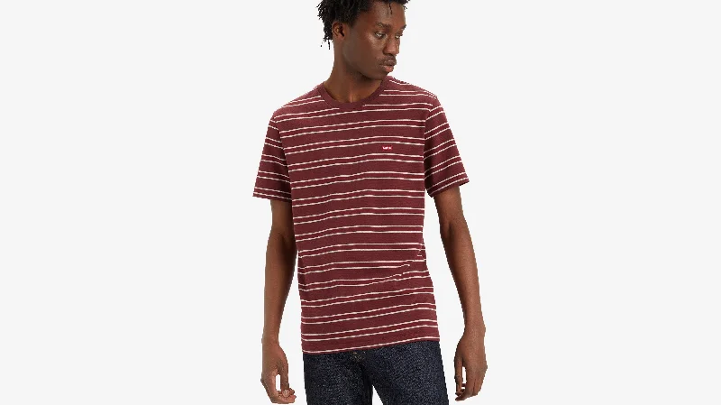 Hurry, the best deals on men’s fashion won’t last long! Levi's® Men's Original Housemark T-Shirt Hurry, the best deals on men’s fashion won’t last long! Levi's® Men's Original Housemark T-Shirt