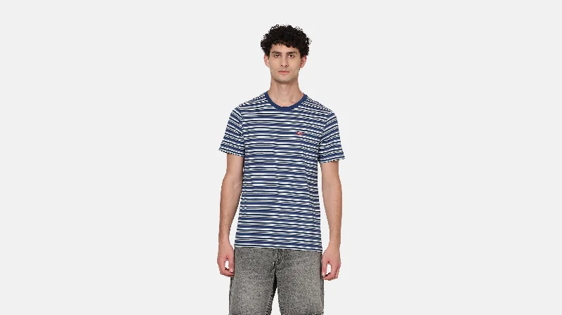 Shop the best clothing sale – Limited-time offer. Levi's® Men's Original Housemark T-Shirt Shop the best clothing sale – Limited-time offer. Levi's® Men's Original Housemark T-Shirt