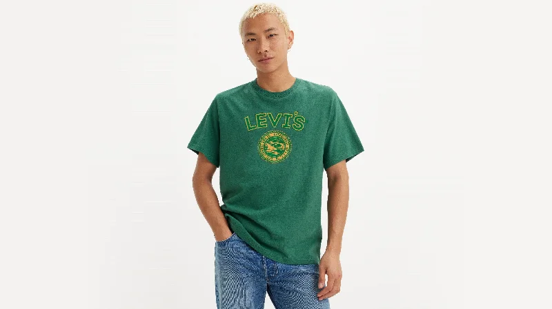 Special offers on the latest clothing collections – Don’t miss out! Levi's® Men's Relaxed Fit Short-Sleeve Graphic T-Shirt Special offers on the latest clothing collections – Don’t miss out! Levi's® Men's Relaxed Fit Short-Sleeve Graphic T-Shirt