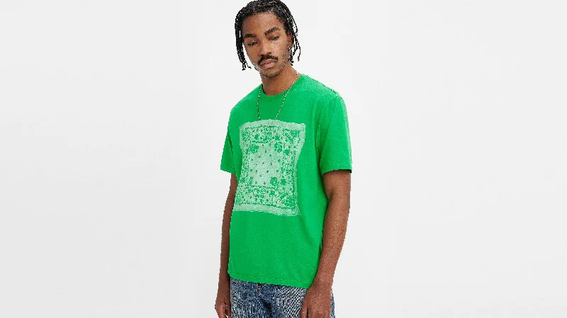 Shop seasonal clothing deals – Big savings on fashion essentials. Levi's® Men's Relaxed Short-Sleeve Graphic T-Shirt Shop seasonal clothing deals – Big savings on fashion essentials. Levi's® Men's Relaxed Short-Sleeve Graphic T-Shirt