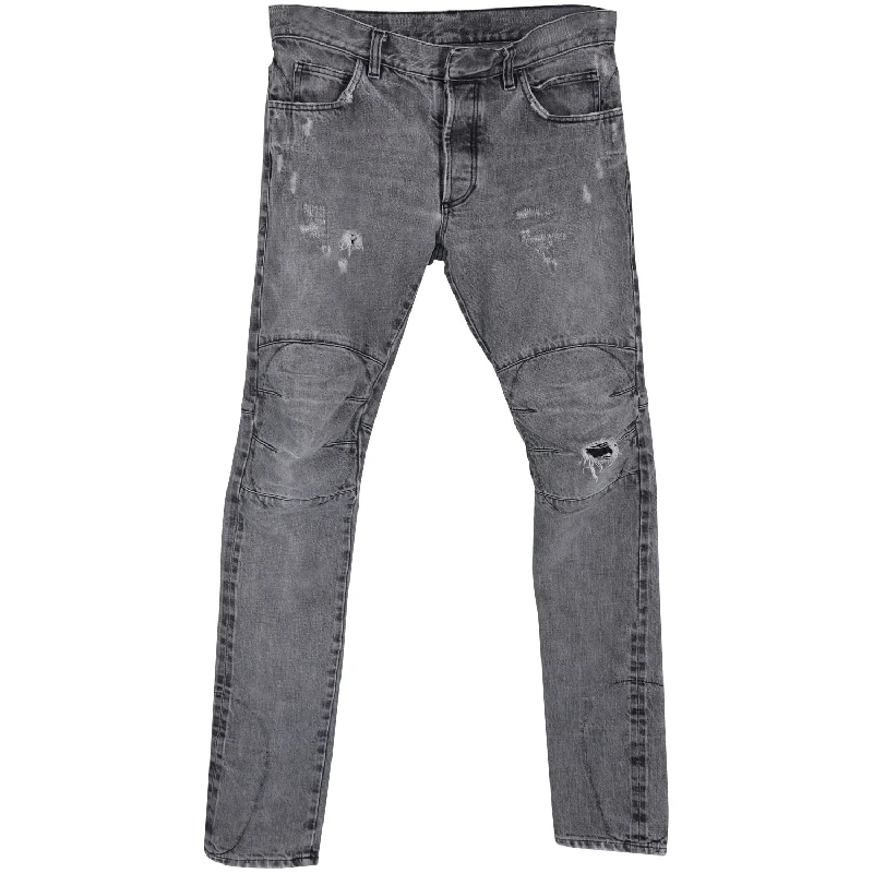 Shop the best fashion at unbeatable prices – Limited time only. Balmain Distressed Biker Jeans in Grey Cotton Denim Shop the best fashion at unbeatable prices – Limited time only. Balmain Distressed Biker Jeans in Grey Cotton Denim