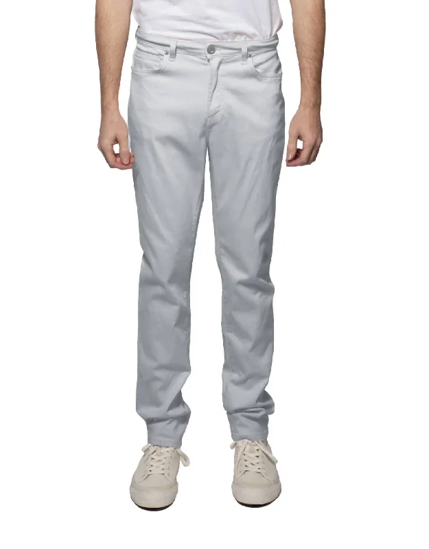 Shop now for the latest fashion trends and enjoy special promotions! Brando Parisian Luxe Jeans In Light Grey Shop now for the latest fashion trends and enjoy special promotions! Brando Parisian Luxe Jeans In Light Grey