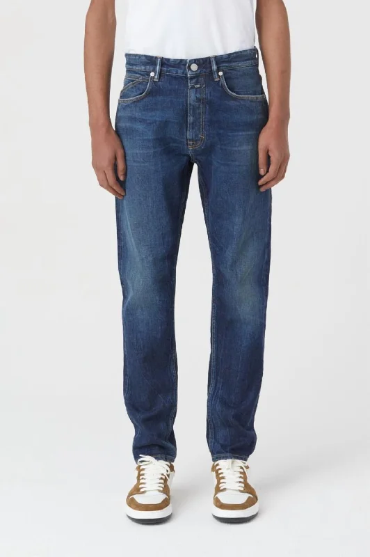 Get the latest styles in clothing – Shop now for unbeatable deals. Cooper Tapered Jean In Dark Blue Get the latest styles in clothing – Shop now for unbeatable deals. Cooper Tapered Jean In Dark Blue