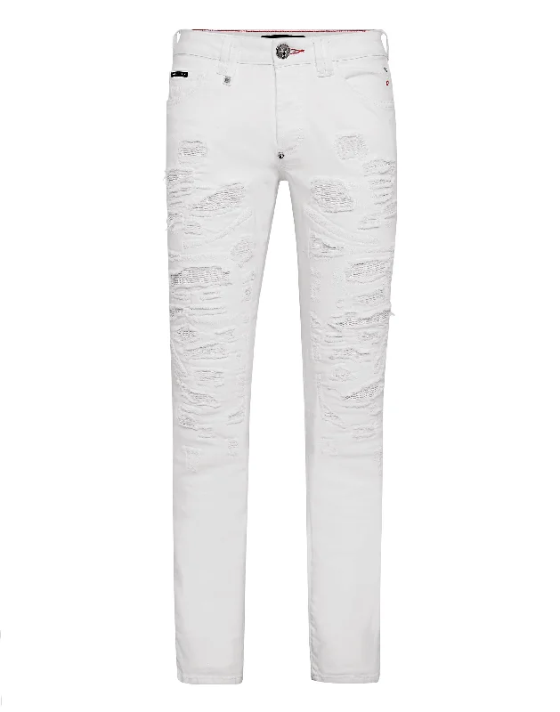  – Shop stylish items today!  Denim Super Straight Cut Destroyed