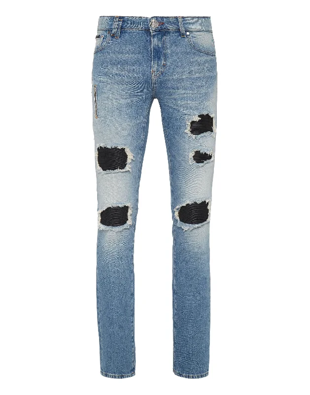 Shop clothing for less – Amazing savings on your favorite styles. Denim Trousers Rock Star Fit Shop clothing for less – Amazing savings on your favorite styles. Denim Trousers Rock Star Fit