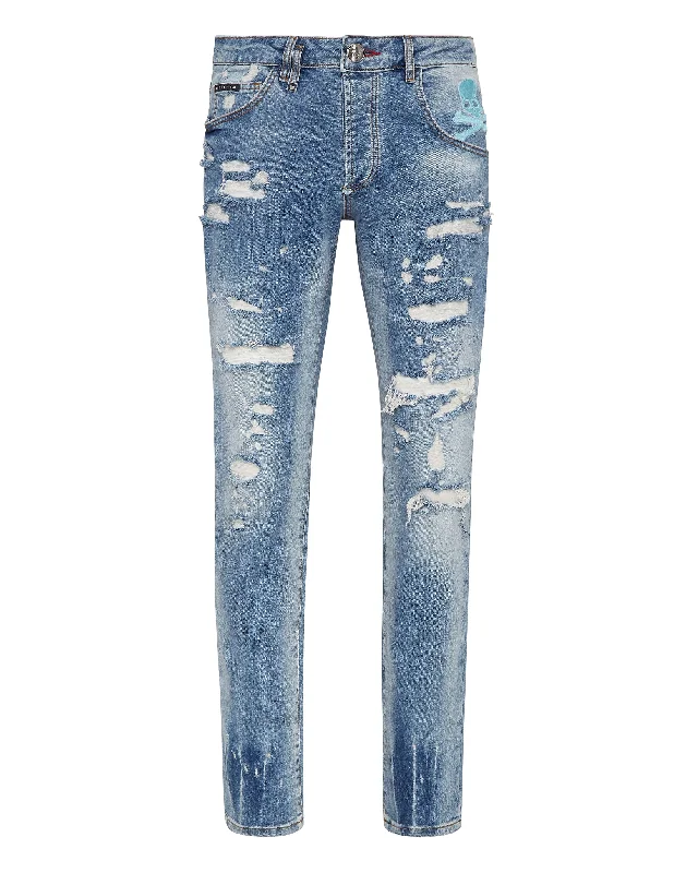 Shop stylish and affordable clothes – Denim Trousers Super Straight Cut Skull&Bones Shop stylish and affordable clothes – Denim Trousers Super Straight Cut Skull&Bones