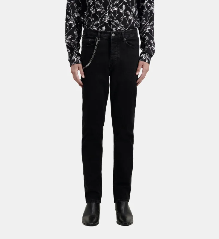 Don’t miss out on men’s fashion sales – shop today and save big! Straight Fit Jeans With Chain Don’t miss out on men’s fashion sales – shop today and save big! Straight Fit Jeans With Chain