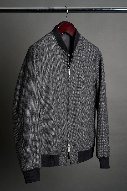 Look sharp without breaking the bank – men’s clothing sale now! Birdseye Tweed Bomber Look sharp without breaking the bank – men’s clothing sale now! Birdseye Tweed Bomber