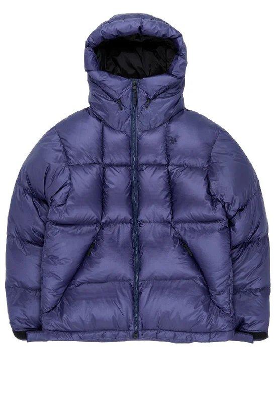 Don’t miss out – huge discounts on men’s trendy styles. Goldwin Pertex Quantum Down Parka - Deep Eclipse Don’t miss out – huge discounts on men’s trendy styles. Goldwin Pertex Quantum Down Parka - Deep Eclipse