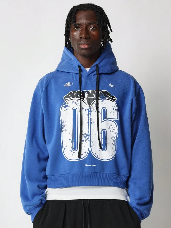 Shop men’s clothing for all seasons – Save big today! Crop Fit Overhead Hoodie With Front Graphic Print & Drawcord Shop men’s clothing for all seasons – Save big today! Crop Fit Overhead Hoodie With Front Graphic Print & Drawcord