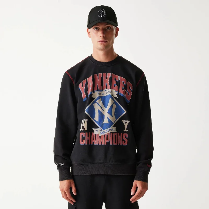 Look sharp without breaking the bank – men’s clothing sale now!  New York Yankees Korea Black Sweatshirt