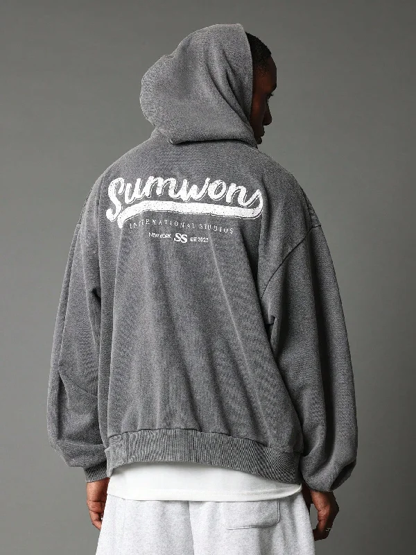 Shop stylish, comfortable men’s clothing at discounted prices. Regular Fit Overhead Washed Hoodie With Graphic Print Shop stylish, comfortable men’s clothing at discounted prices. Regular Fit Overhead Washed Hoodie With Graphic Print